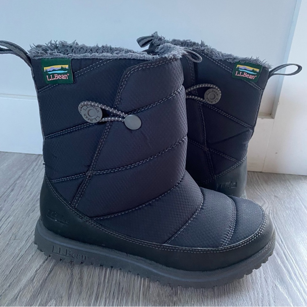 L.L. Bean Ultralight Kids Charcoal Snow Boots Size 2